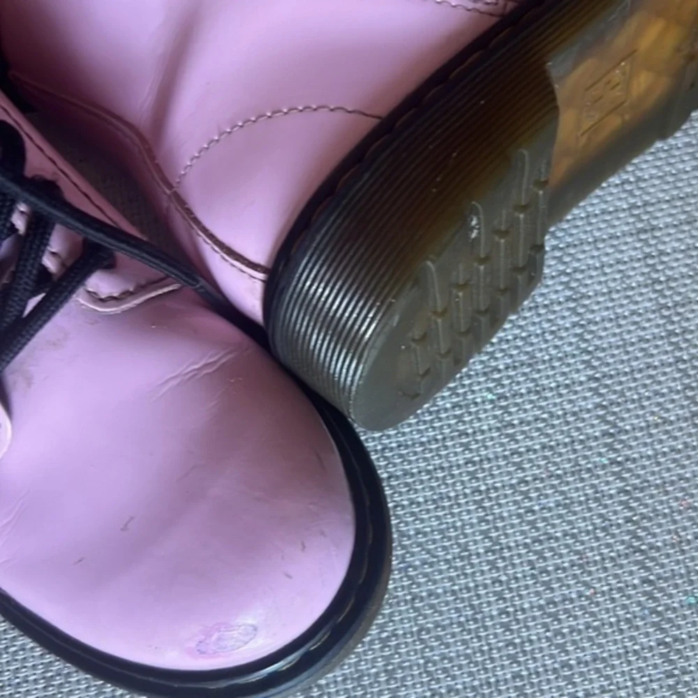 Pink dr martens